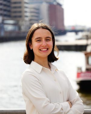 Alina G. Hamburg