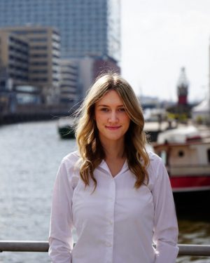 Nina W. Hamburg